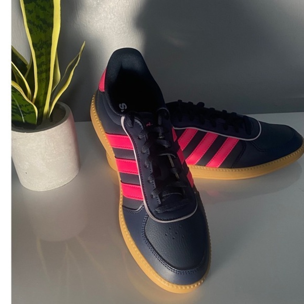 Adidas Womens Navy Blue Pink Three Stripe Gum Sole Sneakers US 7 GZ3432 - Picture 2 of 6